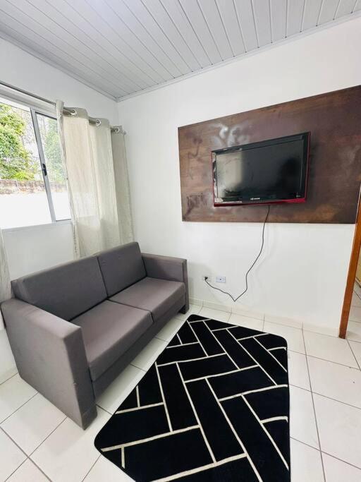 Apto Espacoso Mobiliado 2 Zn Cod 09 * São Paulo