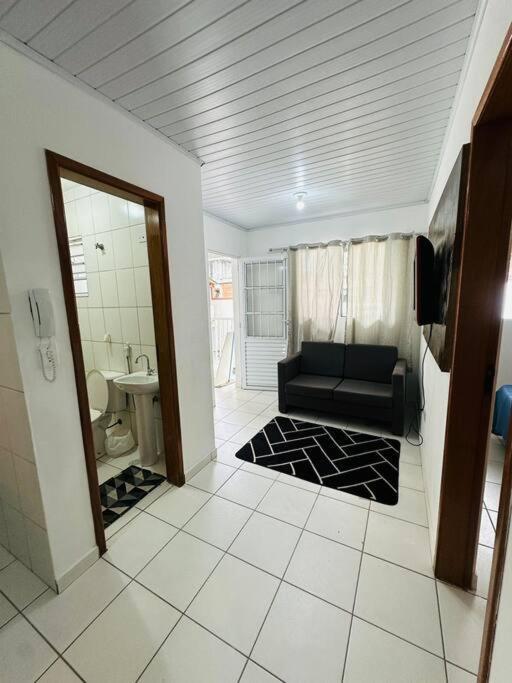 Apto Espacoso Mobiliado 2 Zn Cod 09 Apartamento *