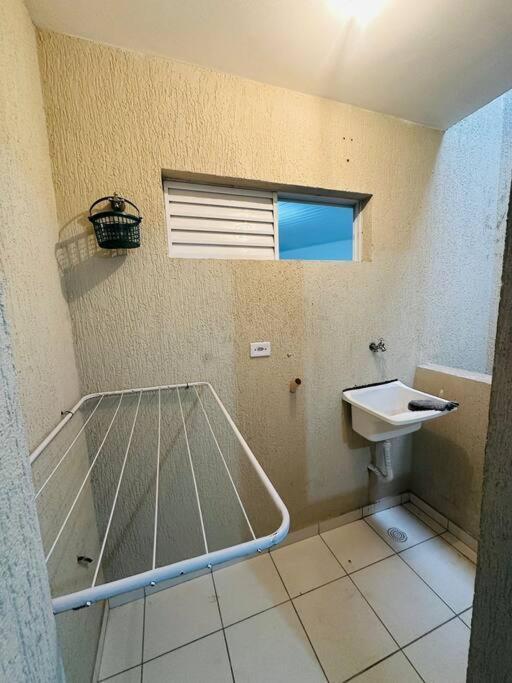 Apartamento Apto Espacoso Mobiliado 2 Zn Cod 09